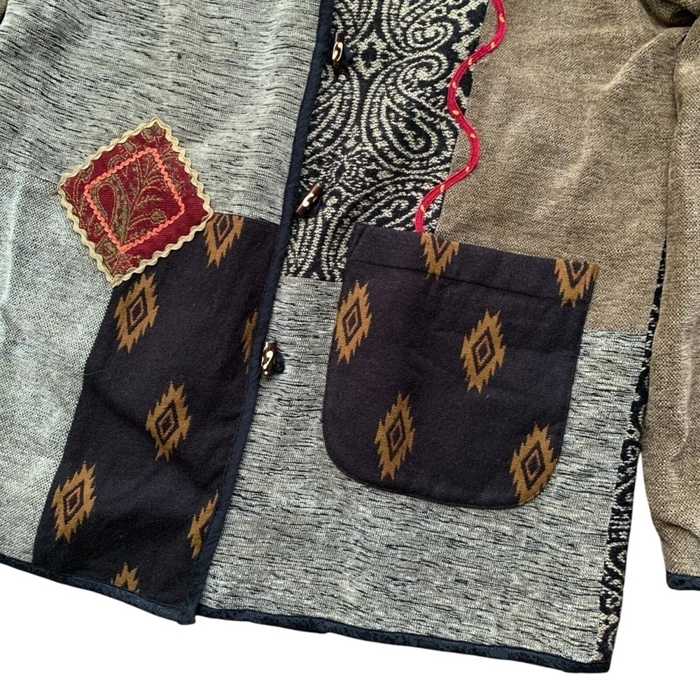 White Stag Chenille Patchwork Applique Jacket Art… - image 4